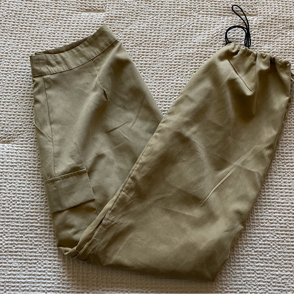 NWOT Nasty Gal Cargo Pants